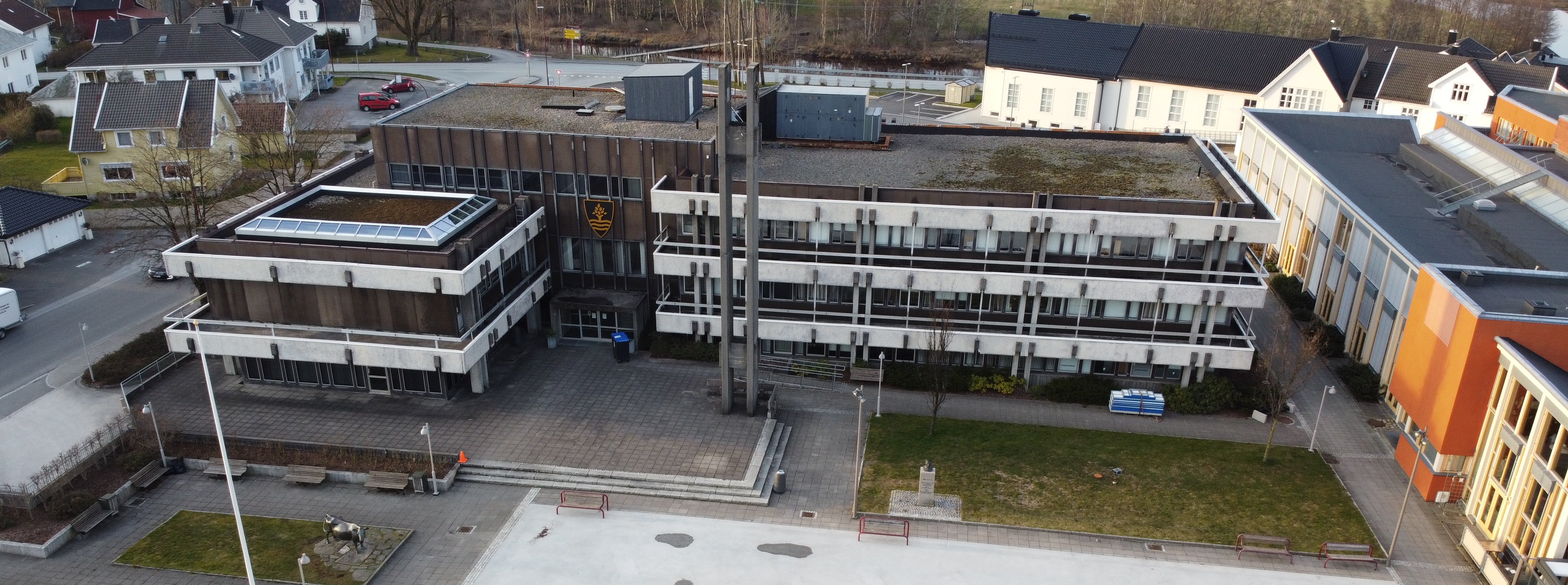 Lyngdal kommune - Rådhuset gjenåpner fra mandag 18. mai